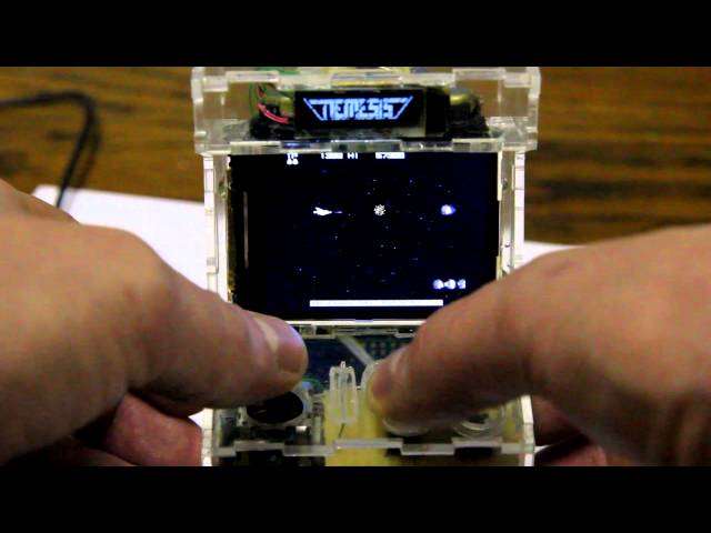 Fliperama em miniatura feita a partir do Raspberry Pi